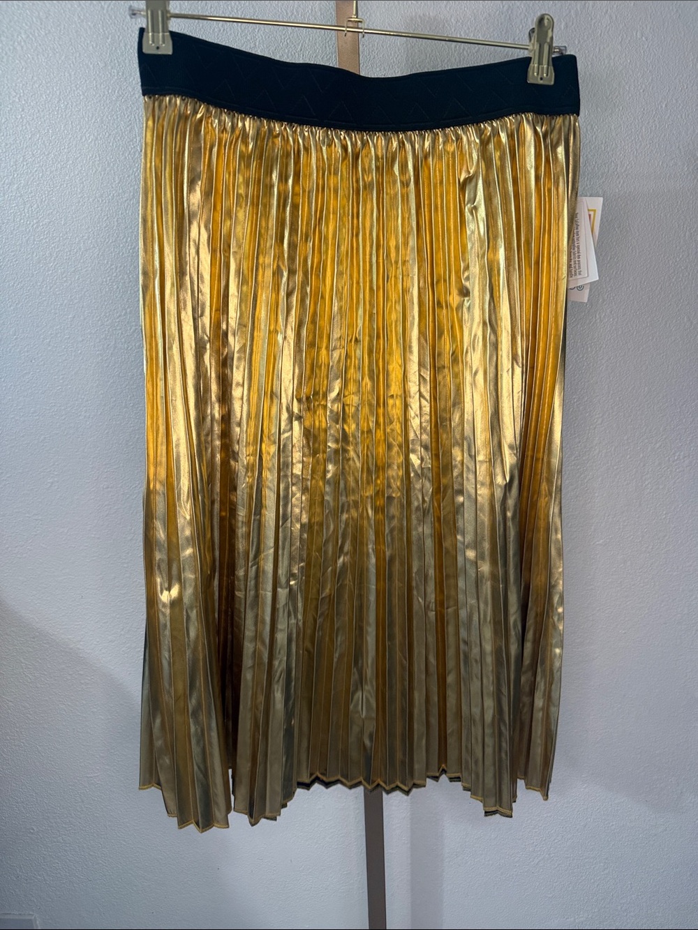 LuLaRoe- Jill Metallic Gold Pleated Midi Skirt with Black Waistband- small- NWT